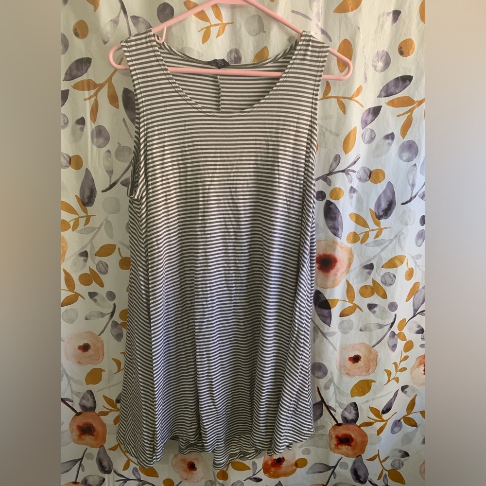 5/$25 UK2LA Striped A-Line Dress Sz M